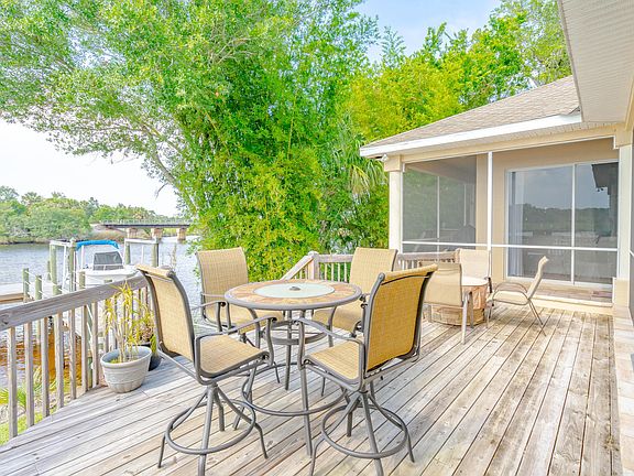 5th image of 37 Pebble Beach Dr