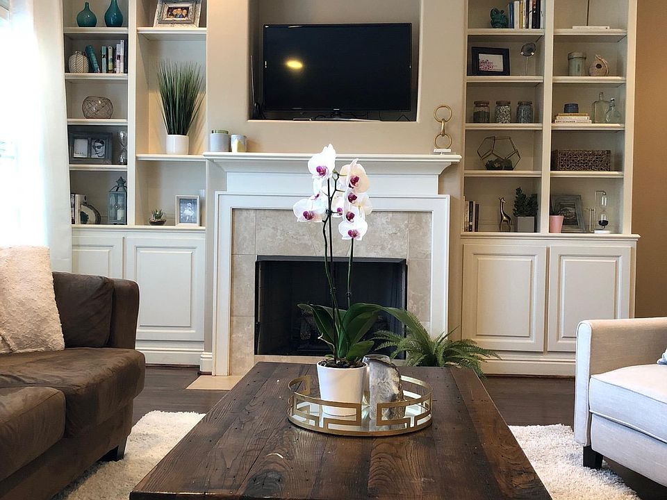 Built-ins and fireplace in Family Room - functional and look