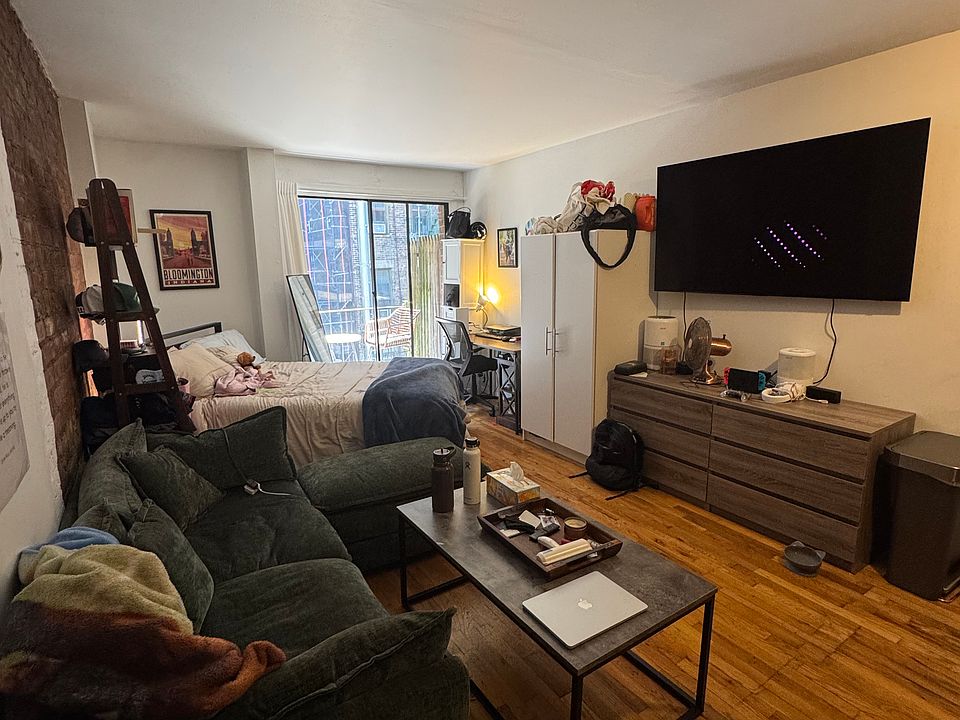 1st image of 328 W 11th St APT 3G