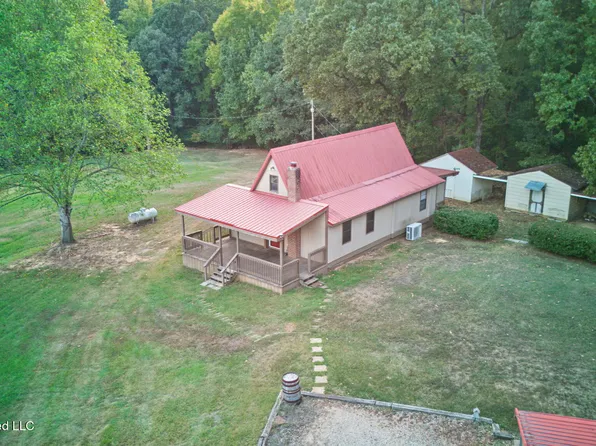 1369 Peavine Rd, Coldwater, MS 38618