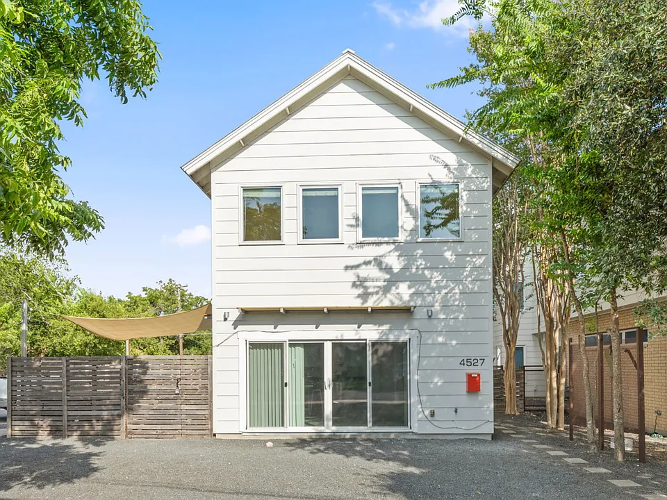 4527 Depew Ave