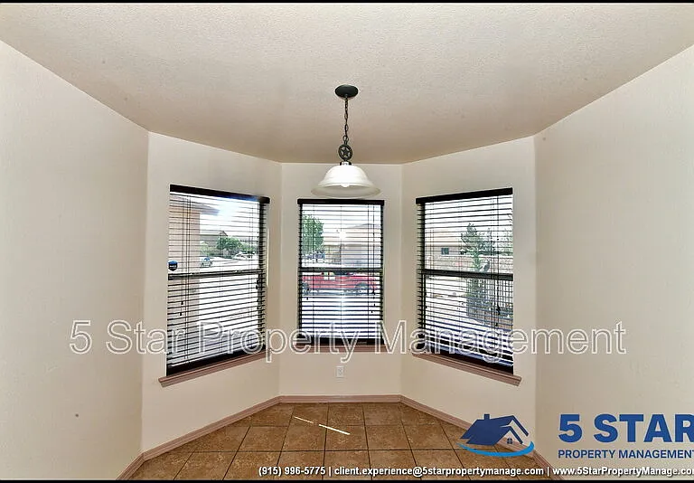 11613 Ochre Bluff Ln — Photo 19