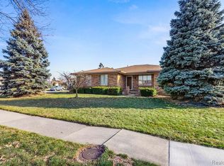 38750 Faith Dr, Sterling Heights, MI