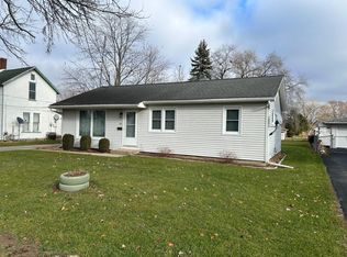 25 Chestnut St, Galesburg, IL 61401