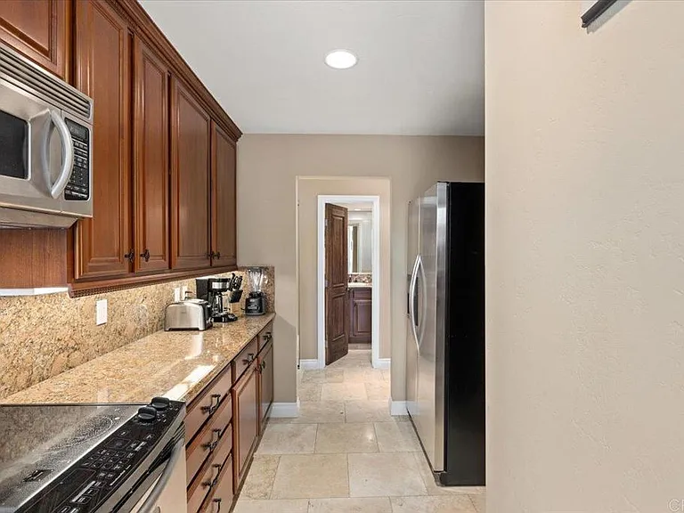 935 Genter St #207 — Photo 5