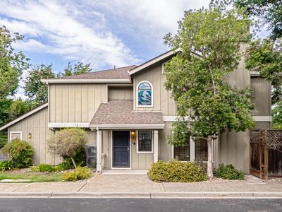 221 Gladys Ave APT 6, Mountain View, CA, 94043