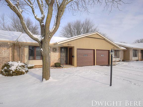 3rd image of 3193 Beechnut Ln
