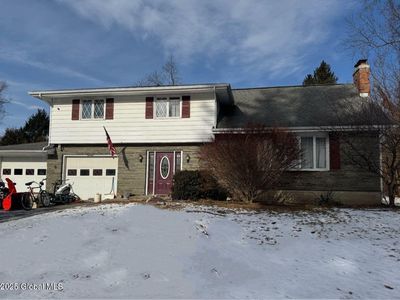 14 Cloverleaf Drive, Ballston Lake, NY, 12019
