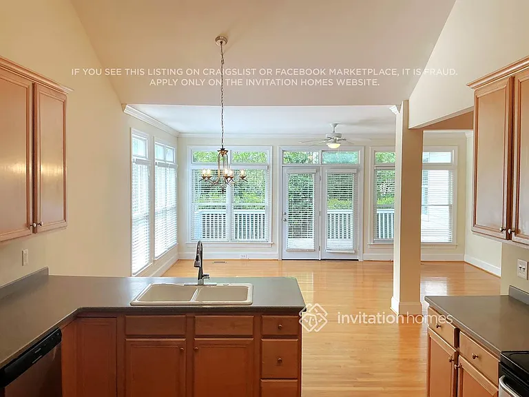 1208 Champions Pointe Dr — Photo 5