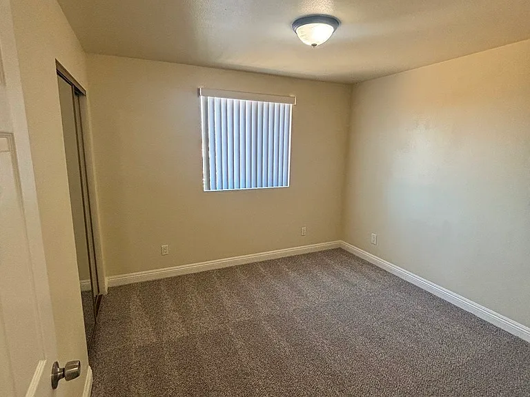 4520 S Cimarron St — Photo 18