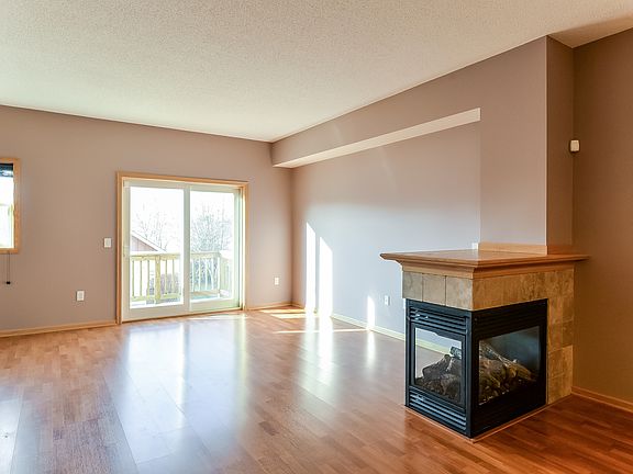 3rd image of 1111 Barclay St #1111