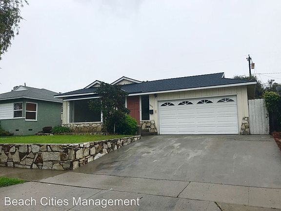 3rd image of 4832 Snowden Ave