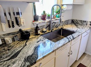 1409 Catalpa Dr #2, Royal Oak, MI 48067