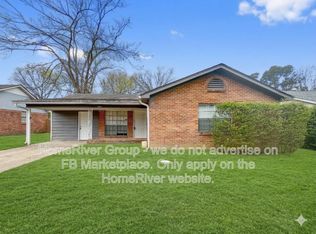 8453 Southaven Cir W, Southaven, MS 38671