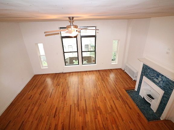 4th image of 258 W 73rd St APT 7