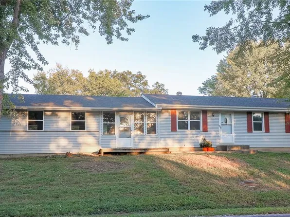 407 S Buffalo St, Holden, MO 64040