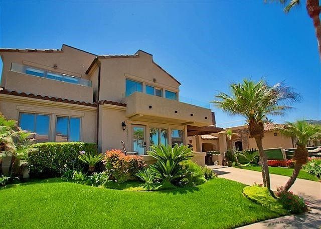 1st image of 8455 El Paseo Grande