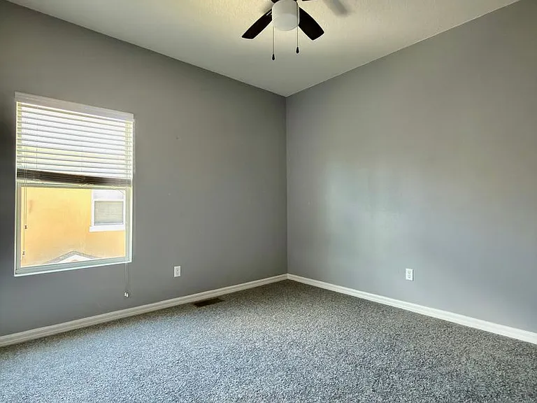2305 Betsy Ross Ln — Photo 12