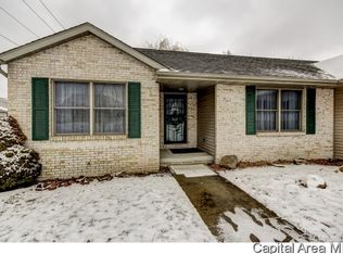 3701 Bergamot Dr, Springfield, IL