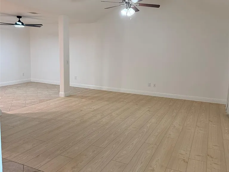3207 E Heatherock Cir — Photo 6
