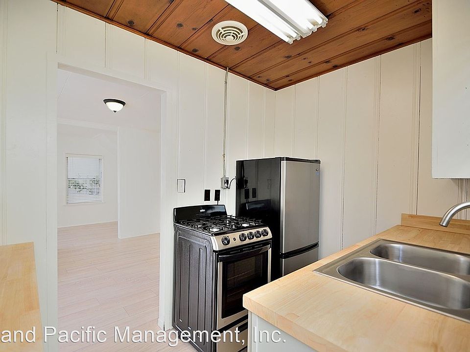 1st image of 221 33rd St #A