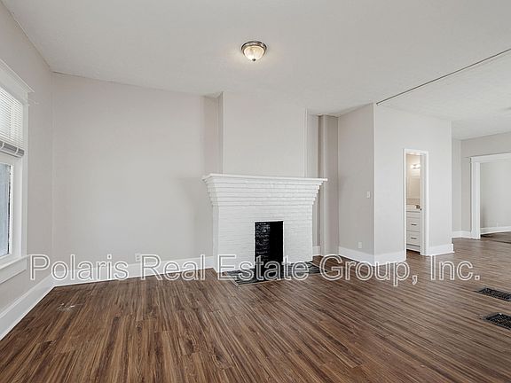 4th image of 3104 Central Ave