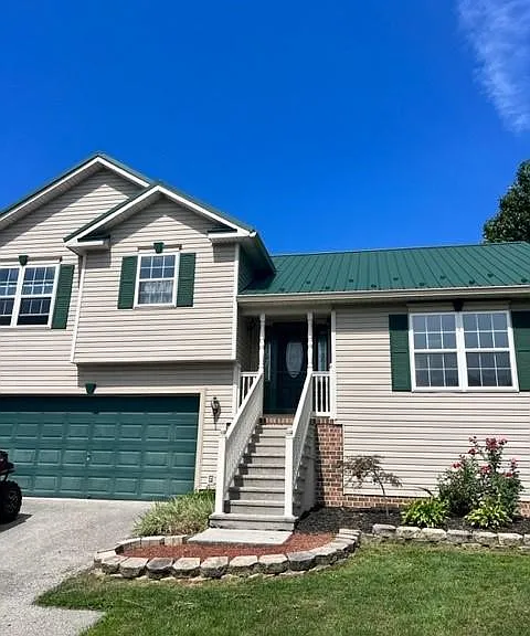7586 Hoffacker Rd — Photo 1