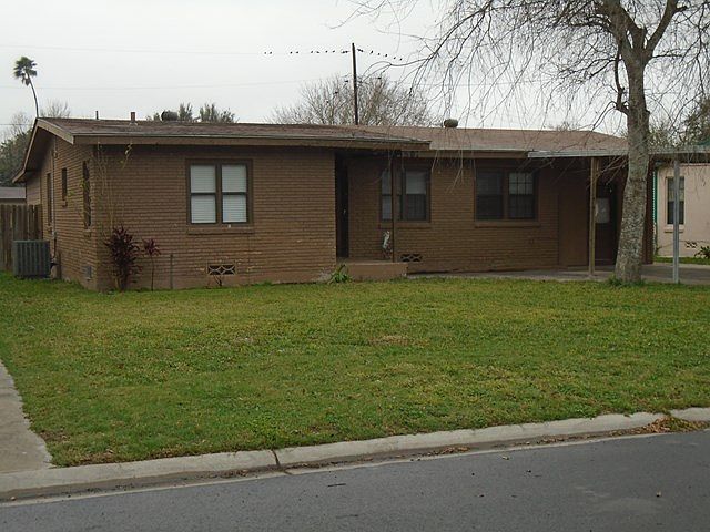 2nd image of 1501 Upas Ave