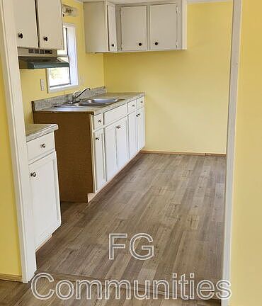 2nd image of 112 Laurin Dr