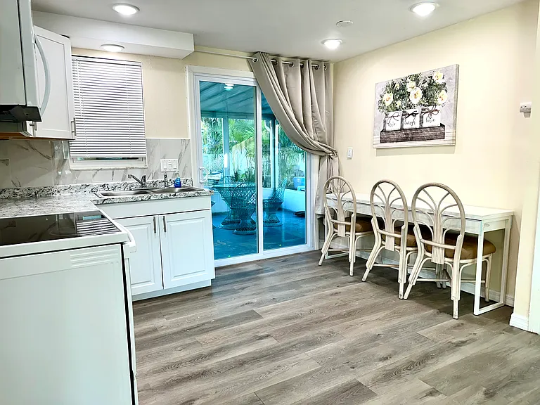 14910 Old Dixie Hwy — Photo 8