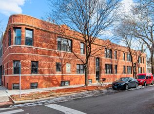 1946 W Bradley Pl APT 2E, Chicago, IL 60613