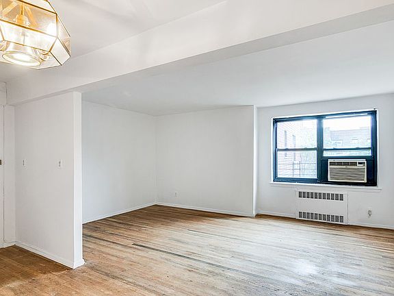 4th image of 26-20 141st St APT 5B