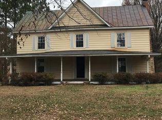 205 Iron Works Rd, Reidsville, NC 27320