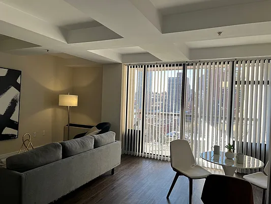 Rented by Stonehenge NYC LLC | media 5