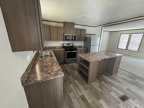 2nd image of 146 Beech Ave #146