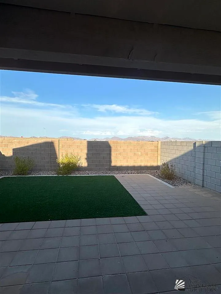 3 bed, 2.0 bath, 1280 sqft, $1,500 — Photo 2