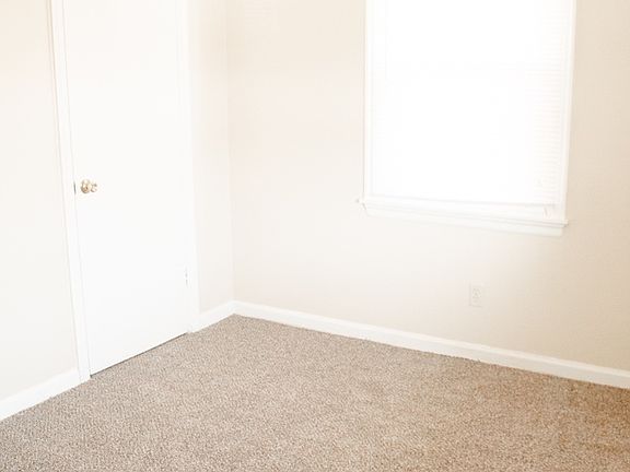 5th image of 515 Meridian St