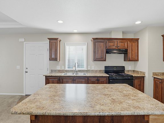 3rd image of 360 E Grant Line Rd Space 18