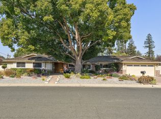 5 Alma Ct, Los Altos, CA 94022