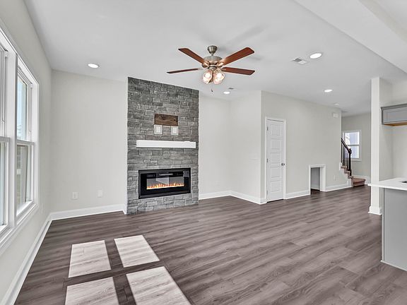 5th image of 551 Charleston Cove Way Lot 25