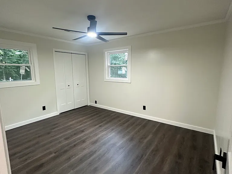 330 Pine Forest Ln — Photo 4