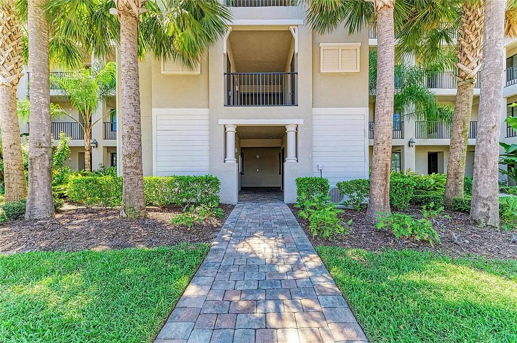 2 bed, 2.0 bath, 1142 sqft, $2,500 — Photo 3