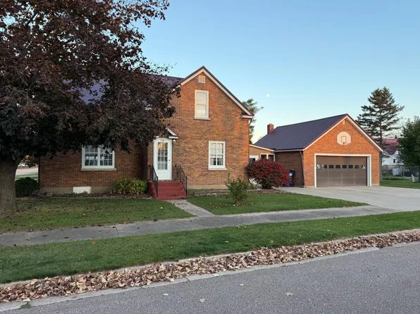 710 NE 3rd St, Marion, WI 54950