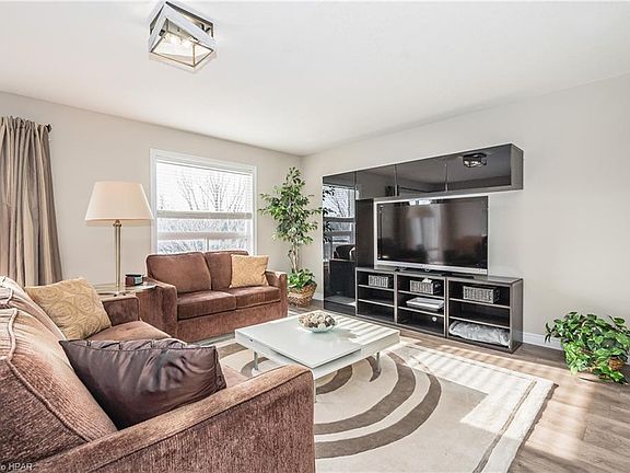 5th image of 355 Macalister Blvd #16