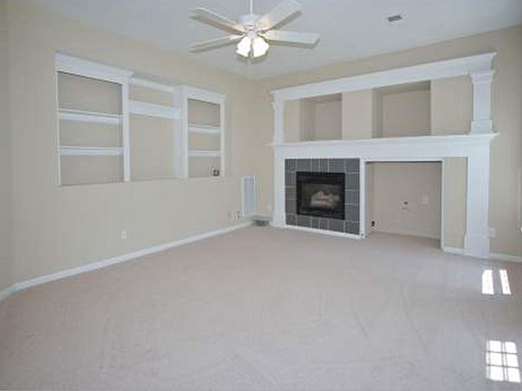 Den / Family room