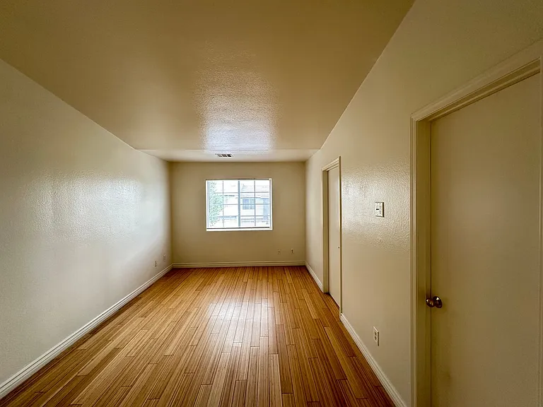 2621 Adelante Ave #108 — Photo 15