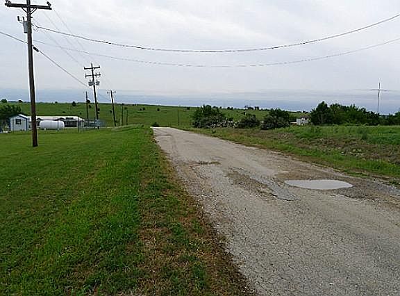 2nd image of 303 Private Road 4441