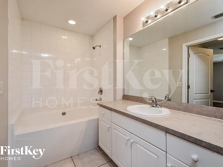 218 Manatee St — Photo 11