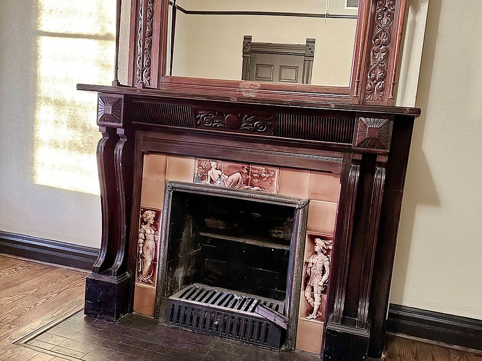 110 Arno_UntB_2025_32_11112025