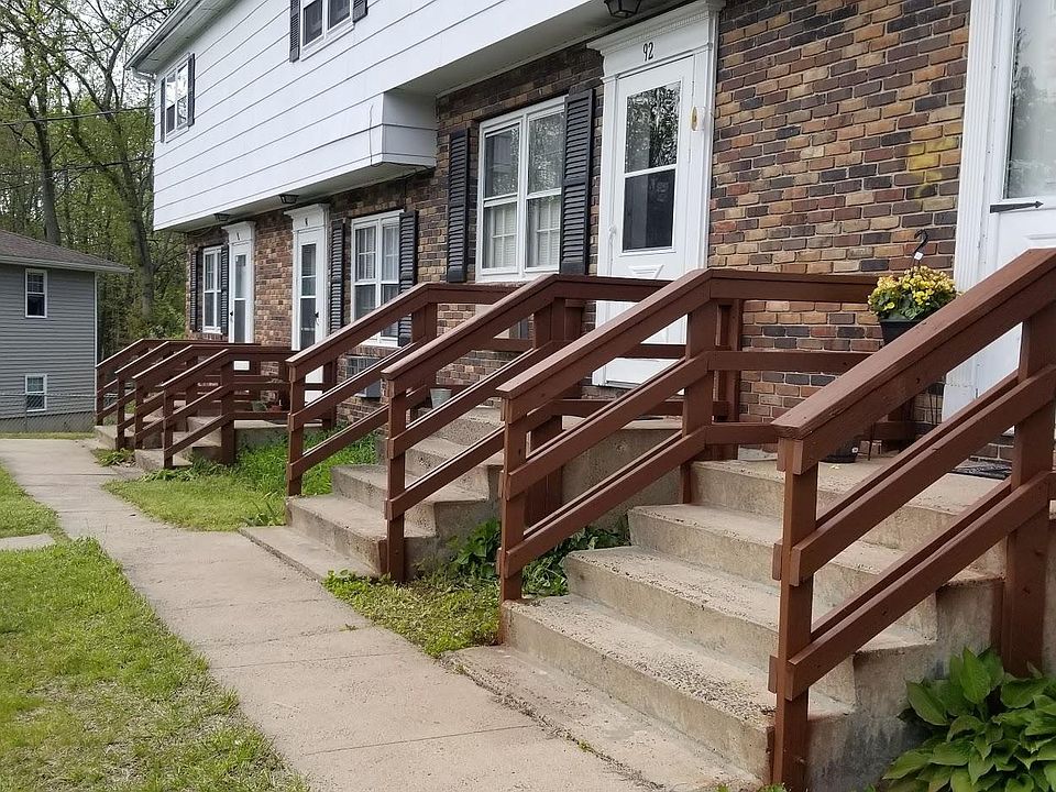 1st image of 90 Fairwood Ave #90